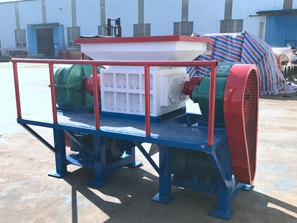 噸包袋撕碎機(jī) 噸包袋撕碎機(jī)